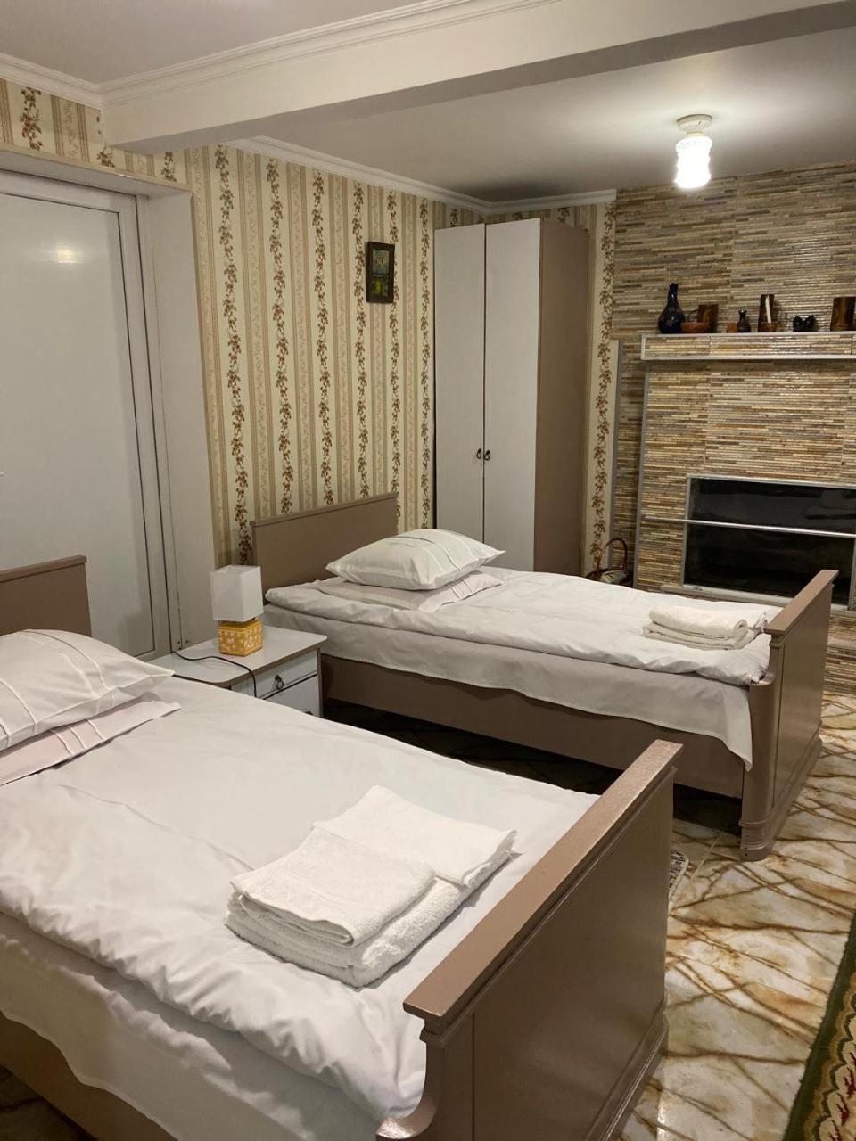 Guest House Happy House Kutaisi Exterior photo